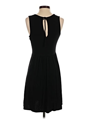 Old Navy Casual Dress (view 2)