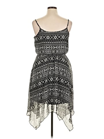 No Boundaries Casual Dress (view 2)