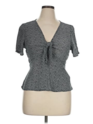 Abercrombie & Fitch Short Sleeve Blouse (view 1)