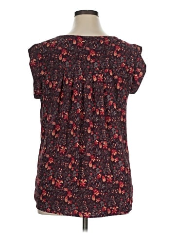 Pleione Short Sleeve Blouse (view 2)