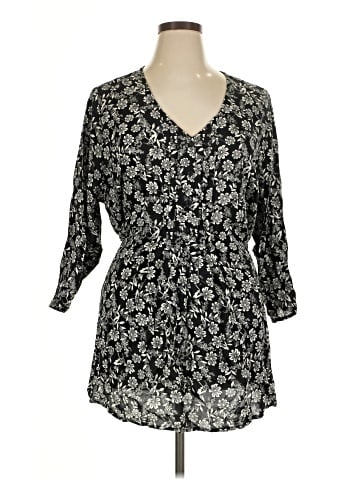 Chelsea Studio Casual Dress (view 1)