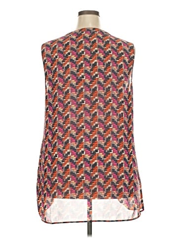 DR2 Sleeveless Blouse (view 2)