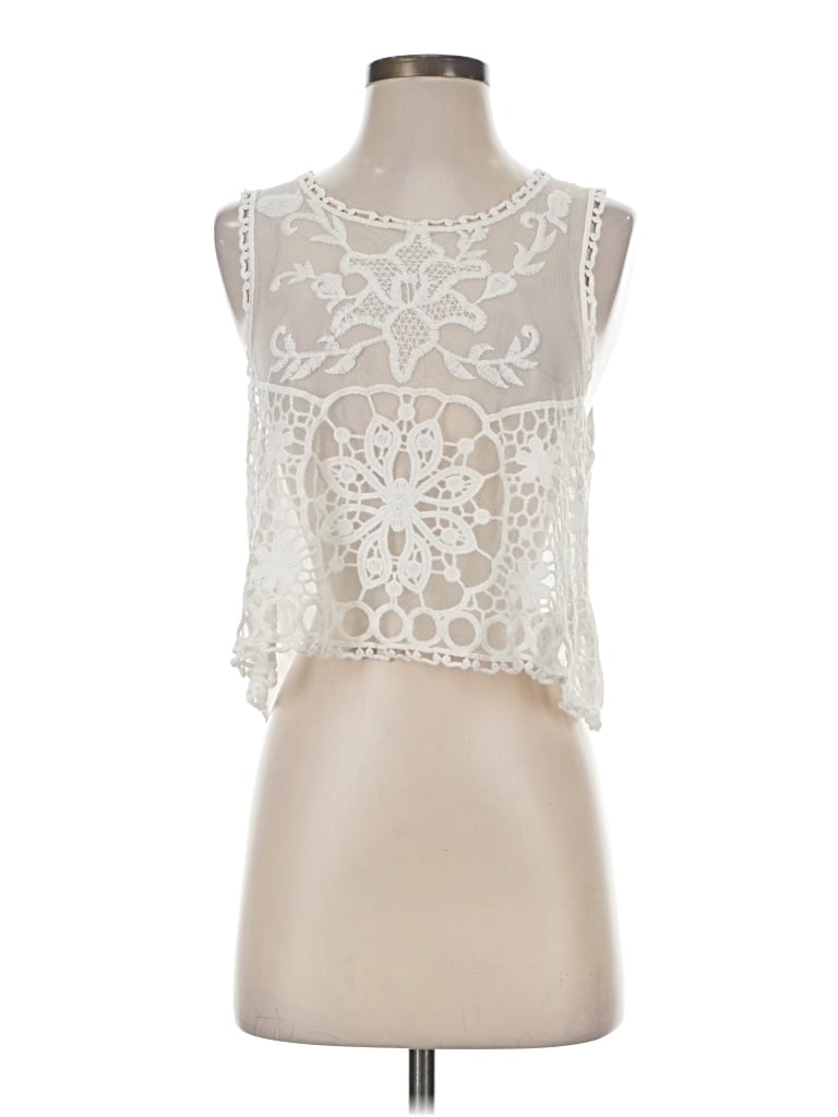 Pre-owned Astr Sleeveless Blouse In Ivory