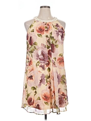 Signature by Robbie Bee Casual Dress (view 1)