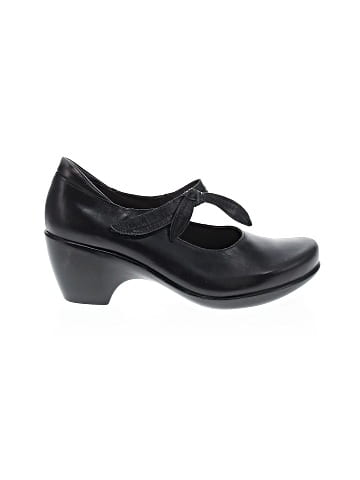 Naot Heels (view 1)