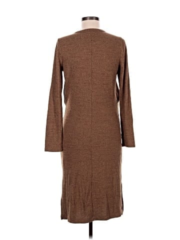 Old Navy Casual Dress (view 2)