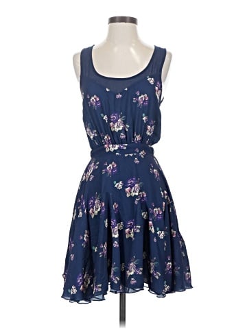 Guess Casual Dress (view 1)