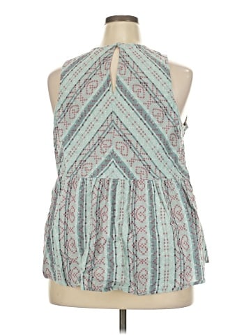 True Craft Sleeveless Blouse (view 2)