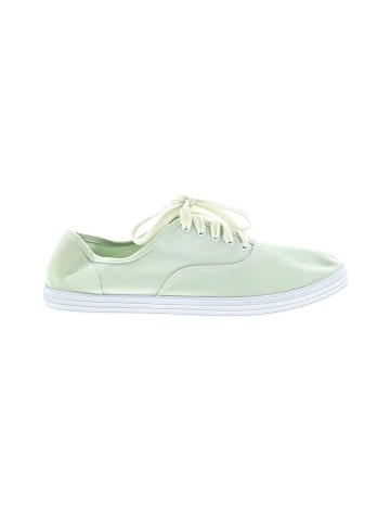 Universal Thread Sneakers (view 1)