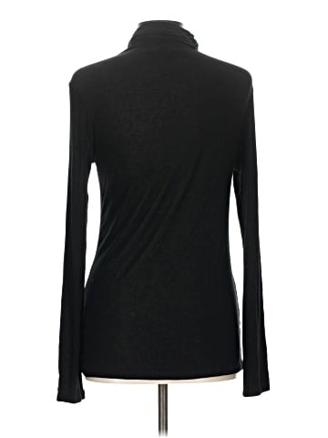 Chelsea28 Long Sleeve Top (view 2)