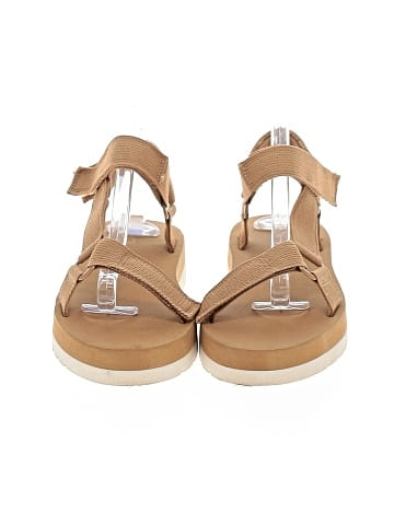 Universal Thread Sandals (view 2)