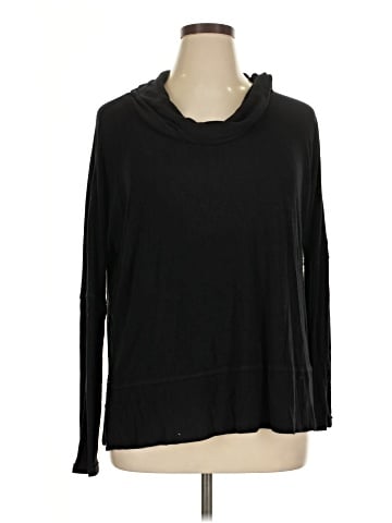 Bordeaux 3/4 Sleeve Top (view 1)