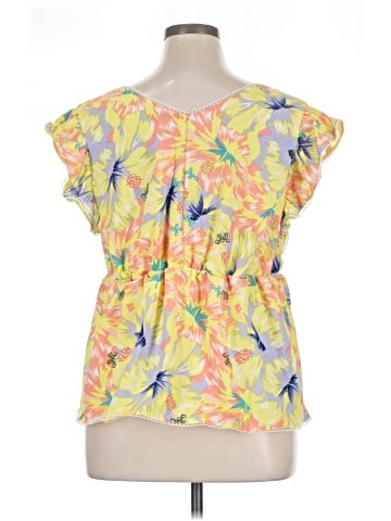 Jessica Simpson Short Sleeve Blouse (view 2)
