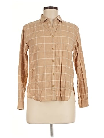 Uniqlo Long Sleeve Button-Down Shirt (view 1)
