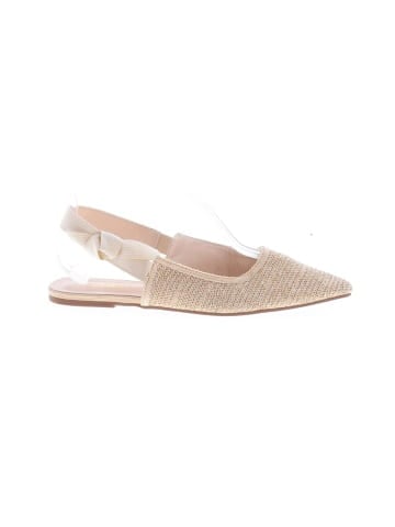 Lulus Flats (view 1)