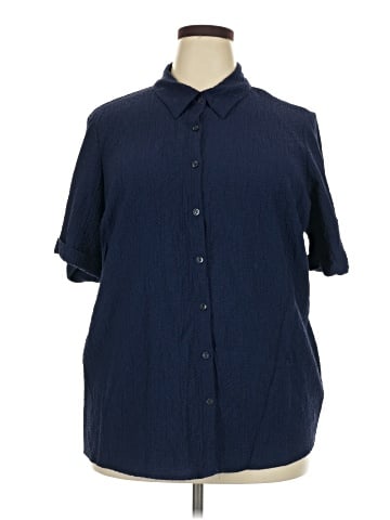 Croft & Barrow 3/4 Sleeve Button-Down Shirt (view 1)