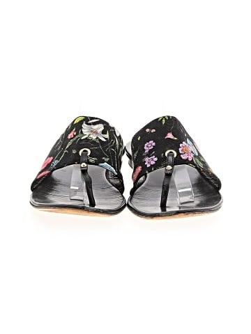 Gucci Flip Flops (view 2)