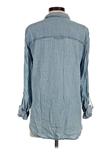 Magnolia Boutique Long Sleeve Button-Down Shirt (view 2)