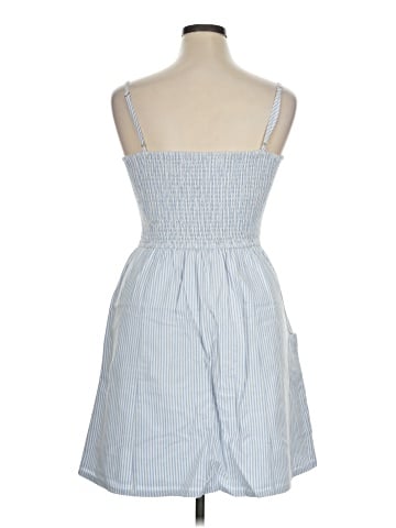 Abercrombie & Fitch Casual Dress (view 2)