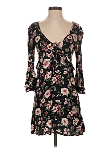 American Eagle Outfitters Casual Dress (view 1)