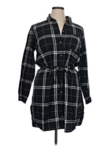 Abercrombie & Fitch Casual Dress (view 1)