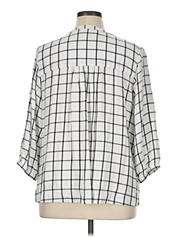 Wrangler Jeans Co 3/4 Sleeve Blouse (view 2)