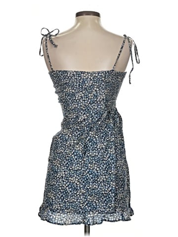 Abercrombie & Fitch Casual Dress (view 2)