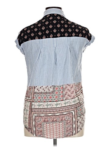 Intro Sleeveless Button-Down Shirt (view 2)