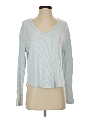 American Eagle Outfitters Long Sleeve T-Shirt (view 1)