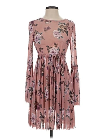 Xhilaration Casual Dress (view 1)