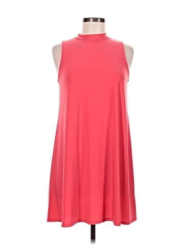 Annalee + Hope Casual Dress (view 1)