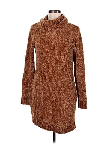 Shoedazzle Casual Dress (view 1)