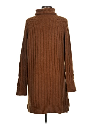 RD Style Turtleneck Sweater (view 2)