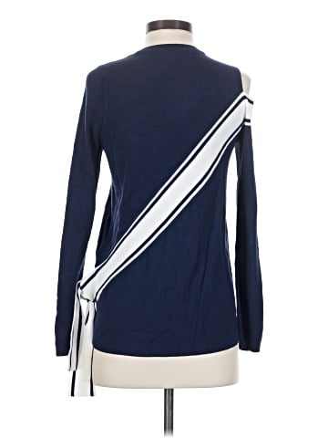 Elizabeth & Clarke Pullover Sweater (view 2)