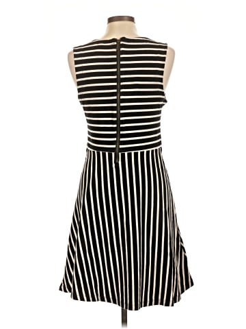 Old Navy Casual Dress (view 2)
