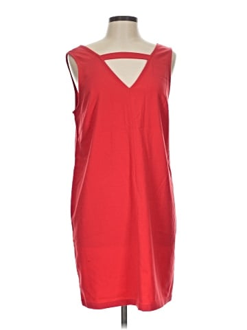 Abercrombie & Fitch Cocktail Dress (view 1)