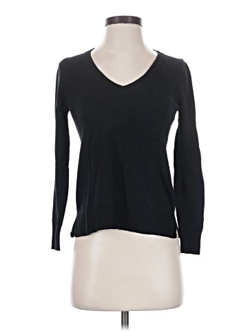 Old Navy Pullover Sweater (view 1)