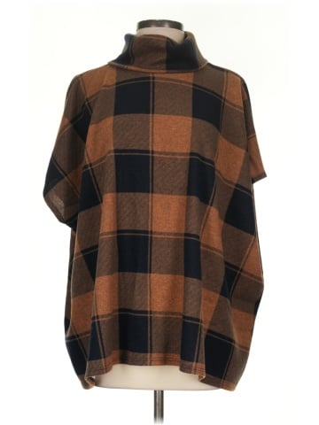 Agnes & Dora Poncho (view 1)
