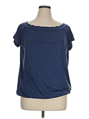 Halife Short Sleeve T-Shirt (view 1)