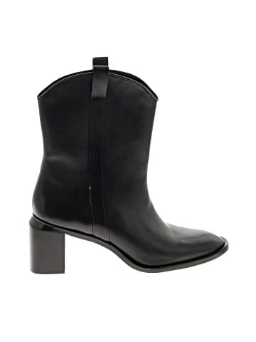 Everlane Boots (view 1)
