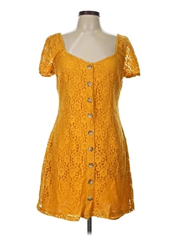 Abercrombie & Fitch Casual Dress (view 1)