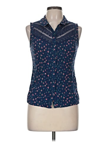 ModCloth Sleeveless Button-Down Shirt (view 1)