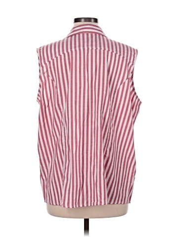 Riders by Lee Sleeveless Button-Down Shirt (view 2)
