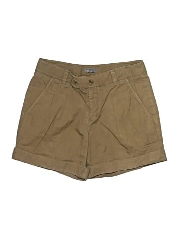 Vince. Khaki Shorts (view 1)