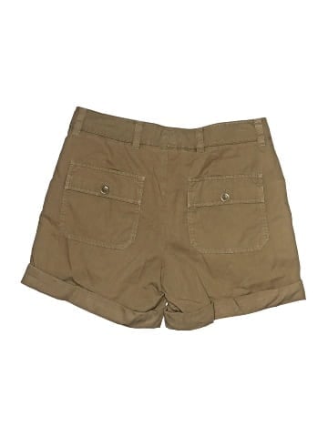 Vince. Khaki Shorts (view 2)