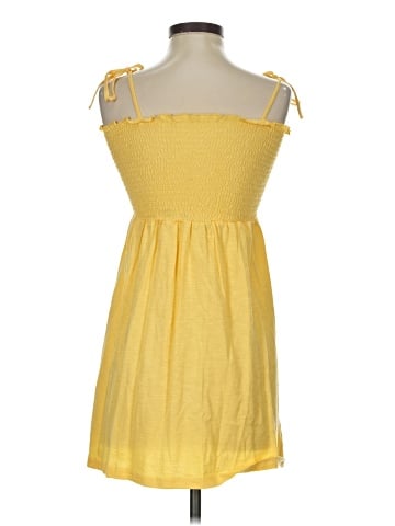 Vero Moda Casual Dress (view 2)