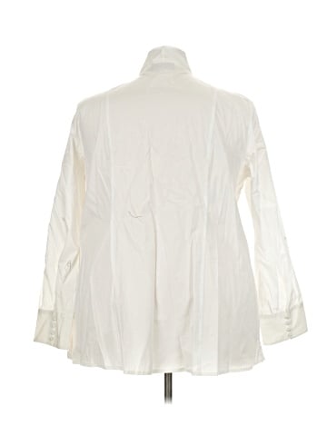 Lane Bryant Long Sleeve Button-Down Shirt (view 2)