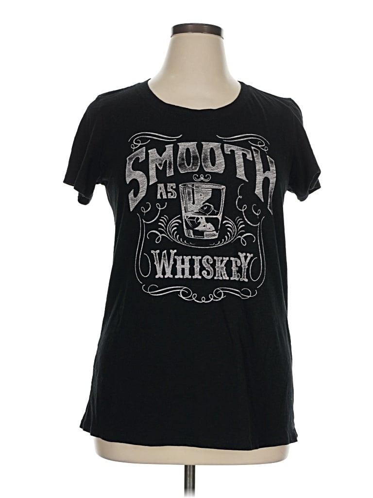 Pre-owned Torrid Short Sleeve T-shirt In Black