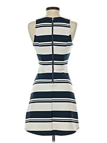 Abercrombie & Fitch Casual Dress (view 2)
