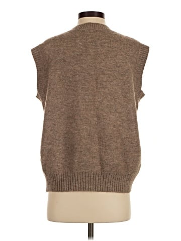 Line & Dot Sweater Vest (view 2)